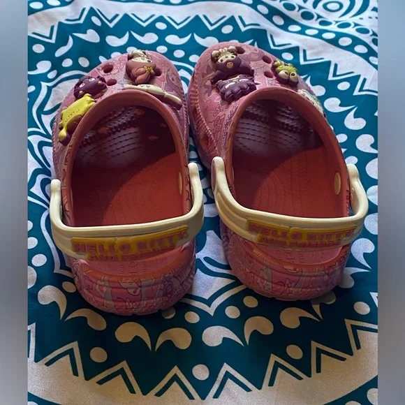 CROCS X SANRIO Limited edition pink toddler C10 Crocs - Picture 7 of 9
